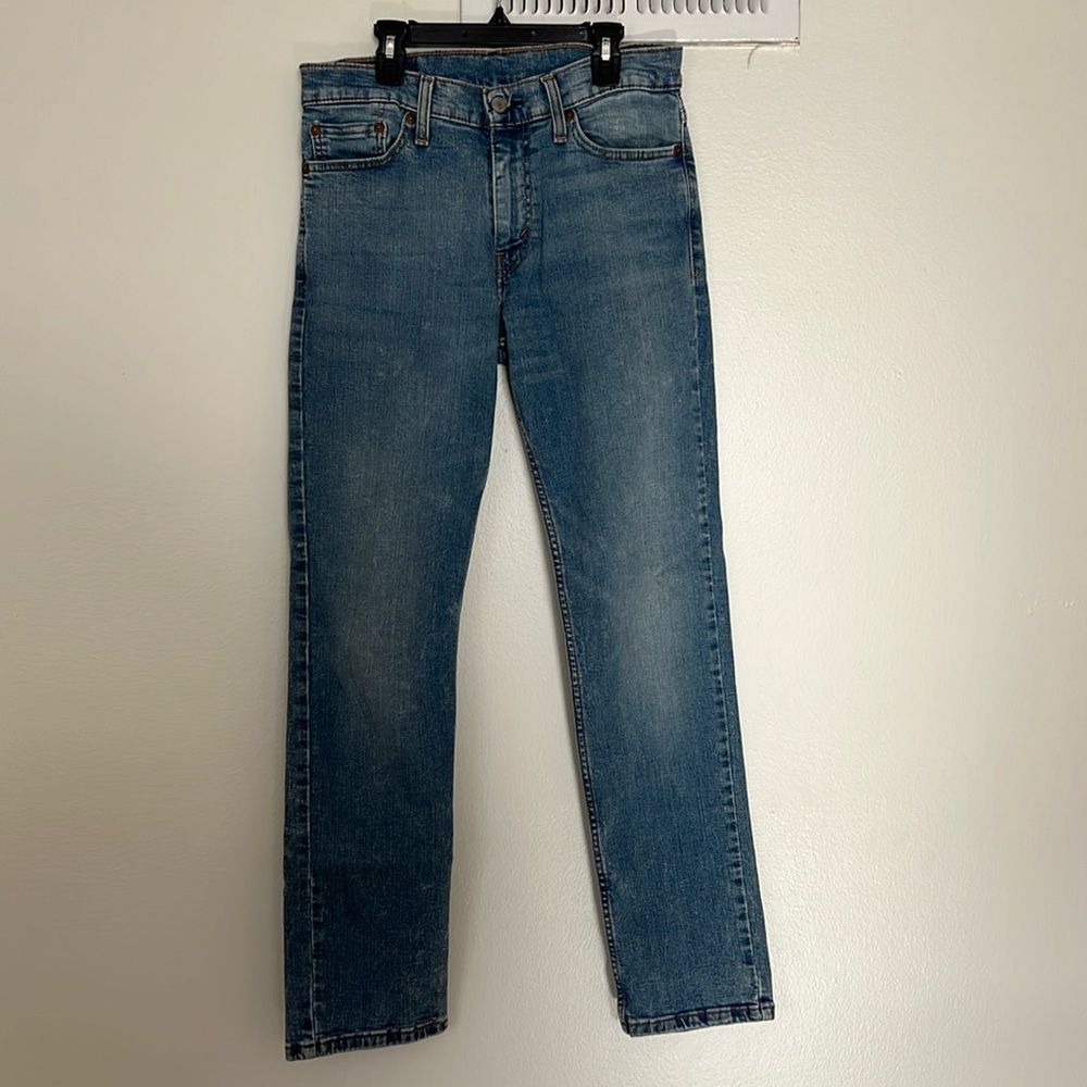 Levi’s 511 Medium Wash Straight Leg Jeans